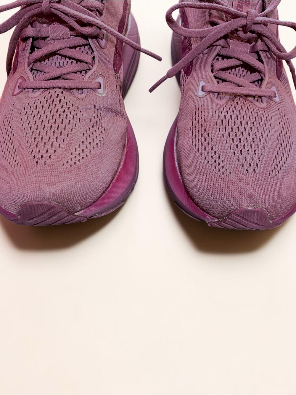 Brooks Glycerin 22 Berry Burgundy Rose Athletic Running Shoes Women’s 11 M - Picture 6 of 12